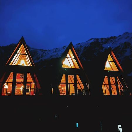 Pyramid Kazbegi Hotel Ngoại thất bức ảnh